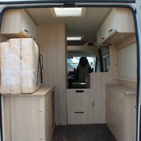 Hébergement de vacances Roadcar R540 Motorhome With Many Extras Udler